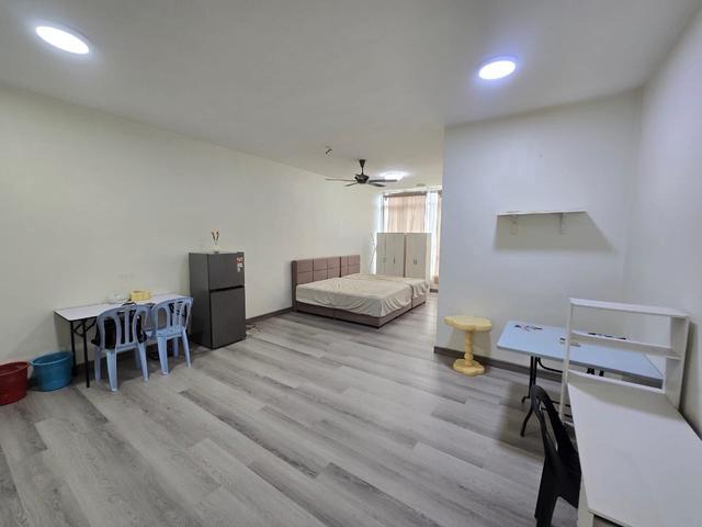 Greenfield Regency Tampoi Opposite Paradigm mall Nearby danga bay