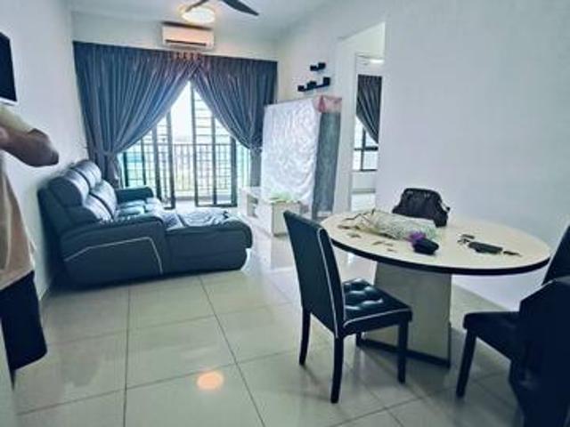 Greenfield Regency Tampoi Fully Furnished 2bedroom 1carpark