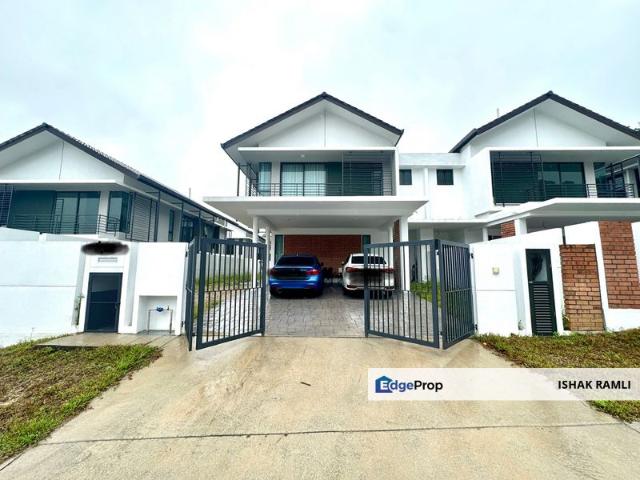 Greenhill Residence