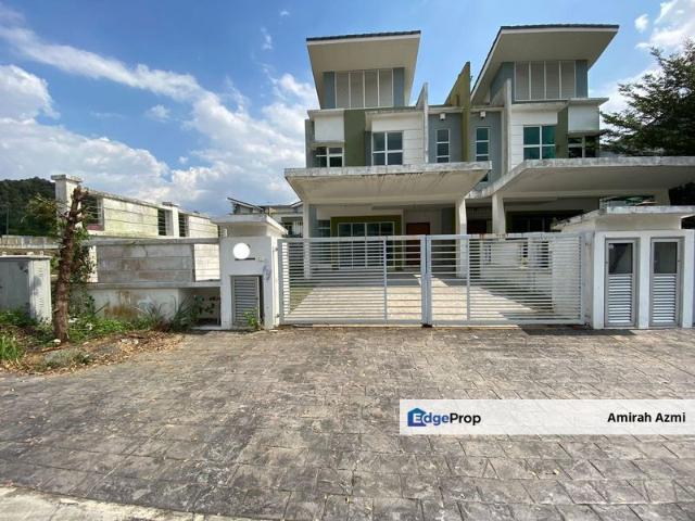 Greenhill Residence
