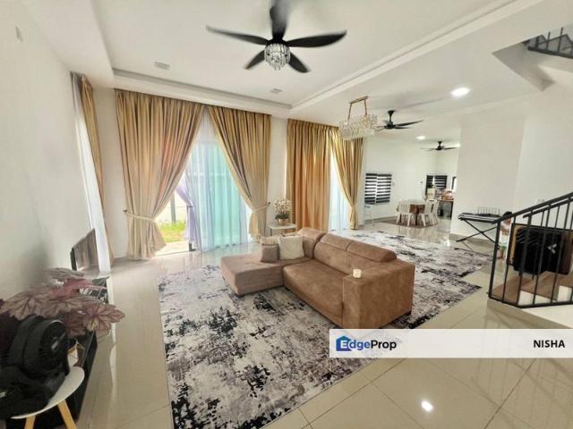 Greenhill Residence