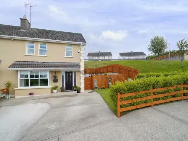 Greenhills, Manorcunningham, Co. Donegal is for rent