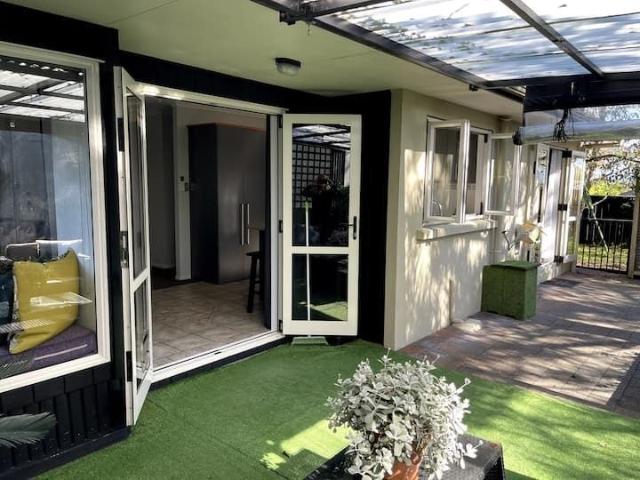 Greenhithe, 2 bedrooms