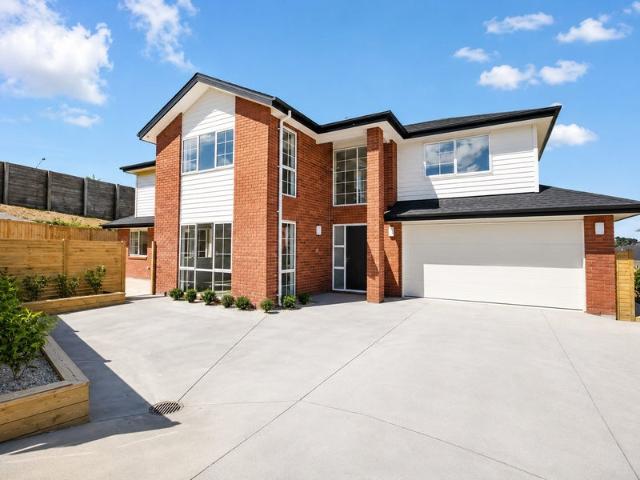 Greenhithe, 6+ bedrooms