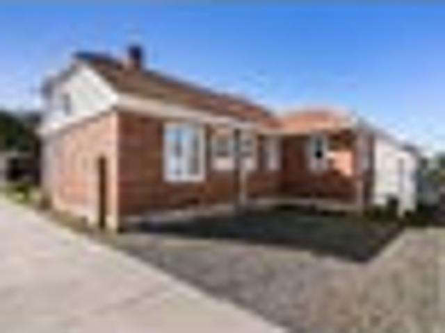 Greenlane, 3 bedrooms, $650 pw