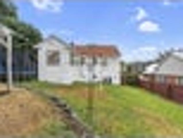 Greenlane, 3 bedrooms, $750 pw