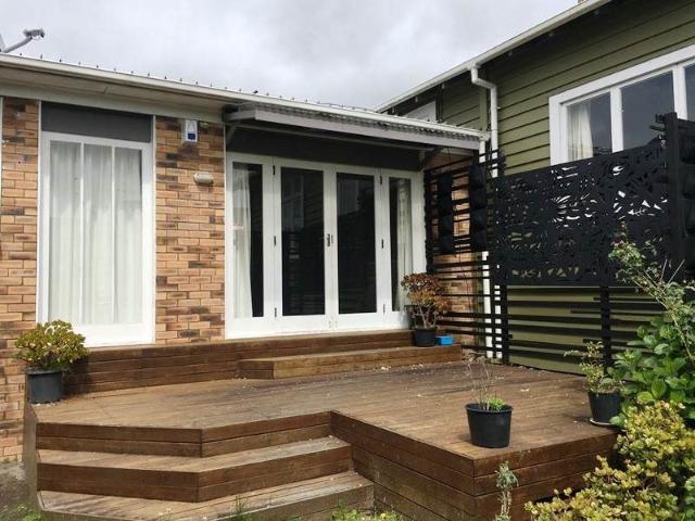 greenlane, 2 bedrooms