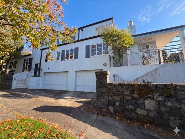 greenlane, 6+ bedrooms