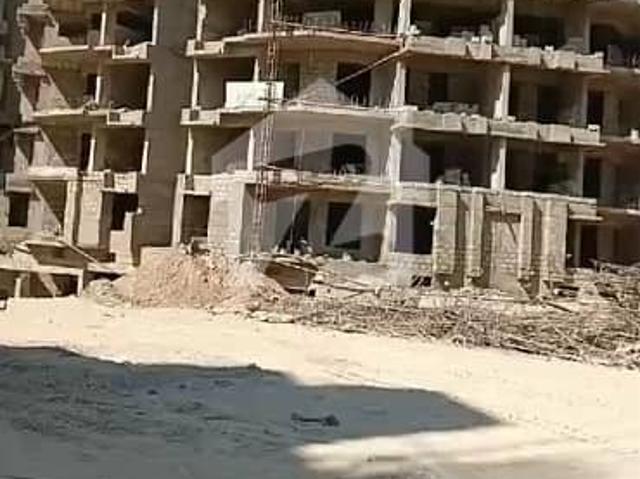 Greens Residencia Flat