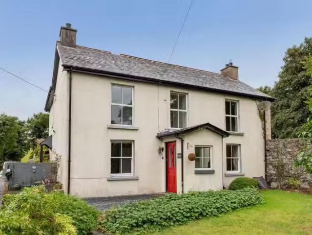 Greenwood House, 124 Ballylone Road