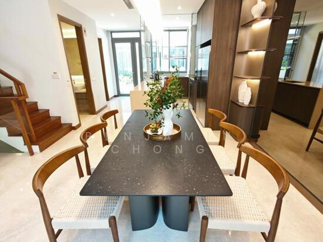 Greenwood Mews Cluster House For Sale, $4,977,000, 5 Bed 5 Bath 3,154 sqft $1,578.00 psf