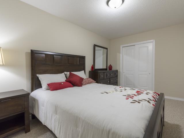 Greenwood Village 3 Bedroom Home for Rent at 163 Greenwood Villge, Strathcona County, AB T8A 0Z8 Westboro