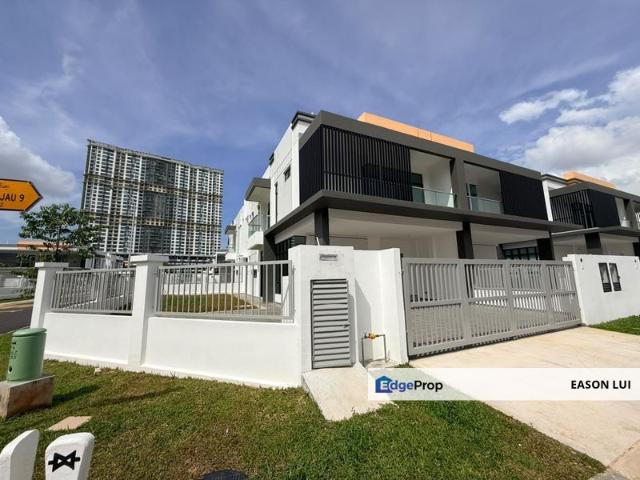 Greenwoods Residence @ Taman Daya Phase 8A