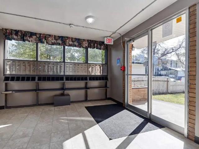 Grenada Apartments 1 Bedroom Apartment for Rent at 112 110th St W, Saskatoon, SK S7N 1R9 Sutherland
