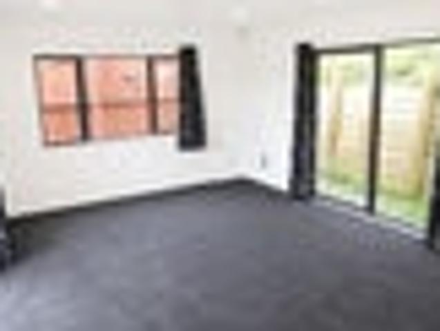 Grenada Village, 3 bedrooms, $670 pw