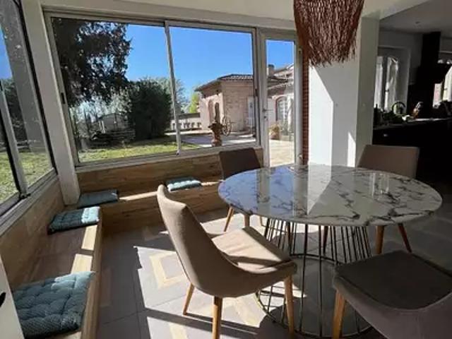 Grenade 31330 Location maison 6 pièces t6 jardin terrasse