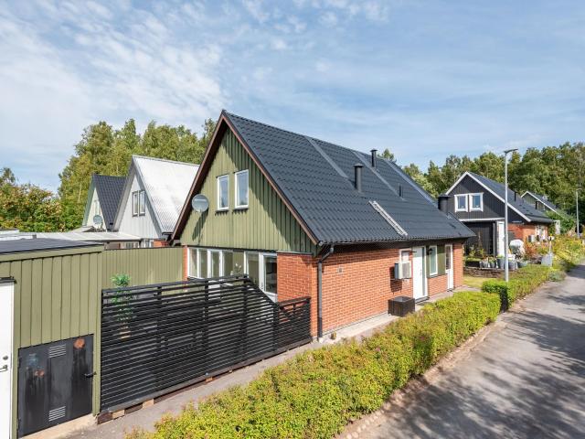 Grenadjärvägen 17A