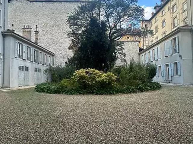 Grenoble 38000 Achat / Vente appartement 6 pièces t6 cave
