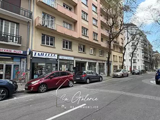 Grenoble 38000 Achat / Vente divers 1 pièce