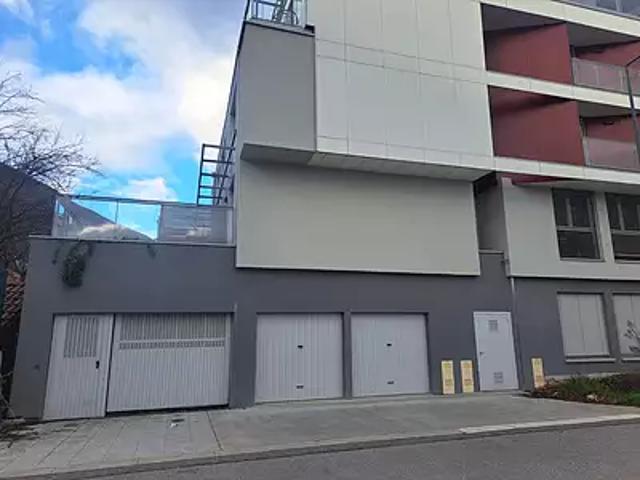 Grenoble 38000 Achat / Vente parking au dernier étage