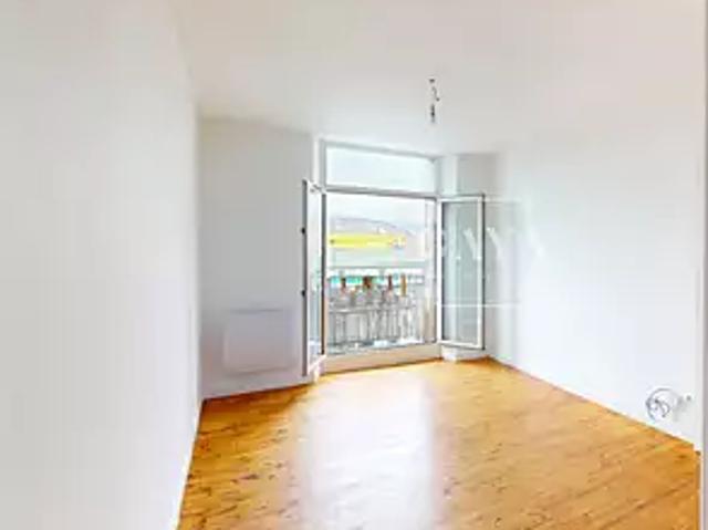 Grenoble 38100 Achat / Vente appartement 2 pièces t2 au dernier étage cave