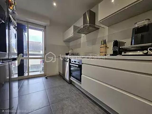 Grenoble 38100 Achat / Vente appartement 3 pièces t3 cave balcon
