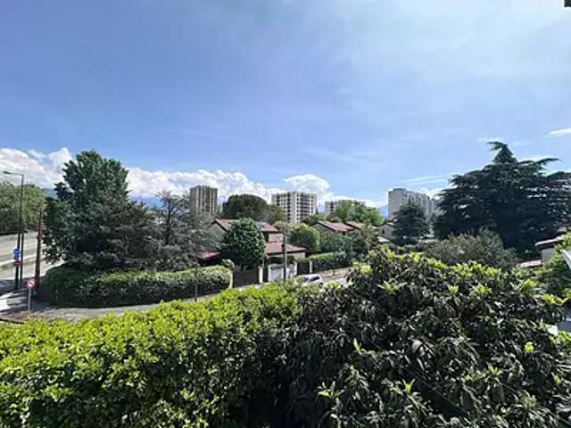 Grenoble 38100 Achat / Vente maison 10 pièces t10 au dernier étage parking