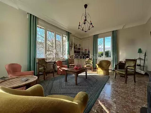 Grenoble 38100 Achat / Vente maison 8 pièces t8 terrasse cave