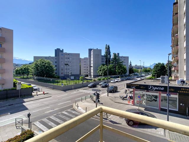 Grenoble T3 Bon état Balcon