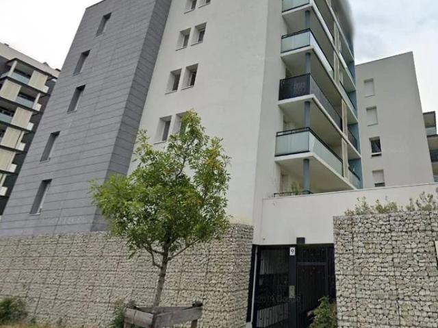 GRENOBLE T2 39,26m2 AVEC GARAGE ET CAVE