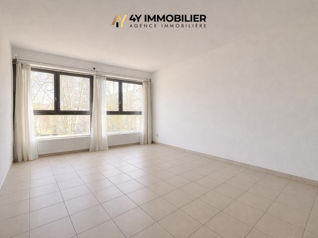 GRENOBLE Appartement type T4 avec balcon
