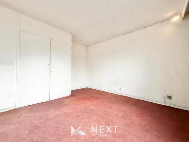 Grenoble Arlequin Studio bis 25 m2 à rénover, fort potenti
