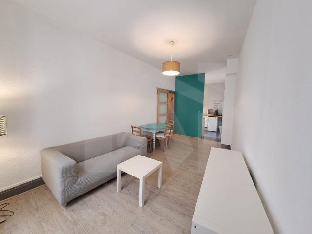Grenoble Berriat. T2 avec meubles à disposition et balcon