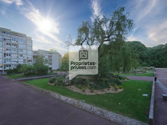 GRENOBLE LA BRUYERE Grand T5 de 98m2 + Garage & Cave