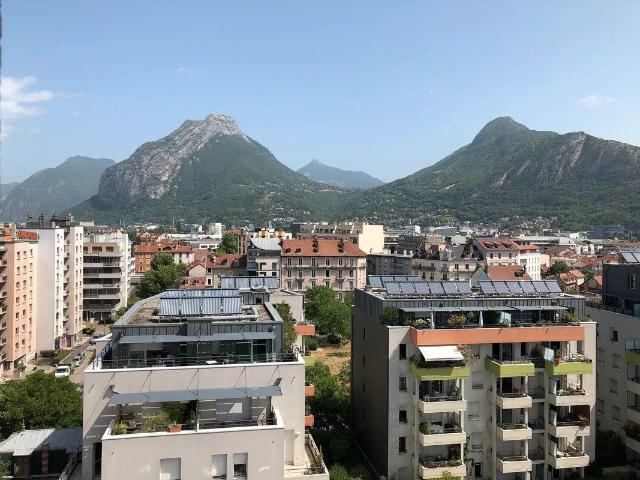 Grenoble Location Appartement 38