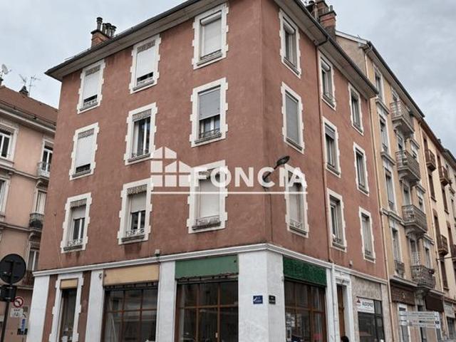 Grenoble rue marx dormoy t1 parfait etat dpe classe c vendu loué