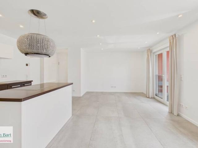 GRENZE L REMICH: TOP 65 M² WOHNUNG MIT GARAGE, TERRASSE UND BALKON!