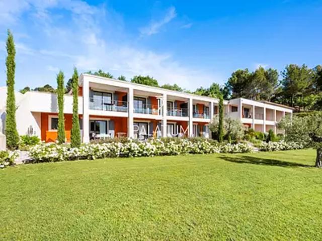 Gréoux les Bains 04800 Achat / Vente appartement 2 pièces t2 piscine terrasse