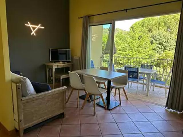 Gréoux les Bains 04800 Achat / Vente appartement 3 pièces t3 piscine jardin