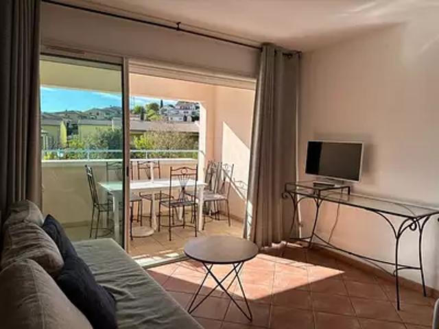 Gréoux les Bains 04800 Achat / Vente appartement 3 pièces t3 piscine jardin
