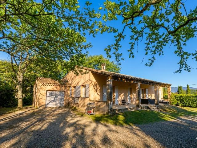 Grignan, Villa de 127 m2 sur un beau terrain de 1440 m2 127m² Grignan