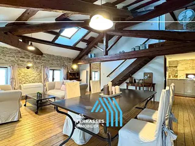 Grignan 26230 Location appartement 3 pièces t3 au dernier étage