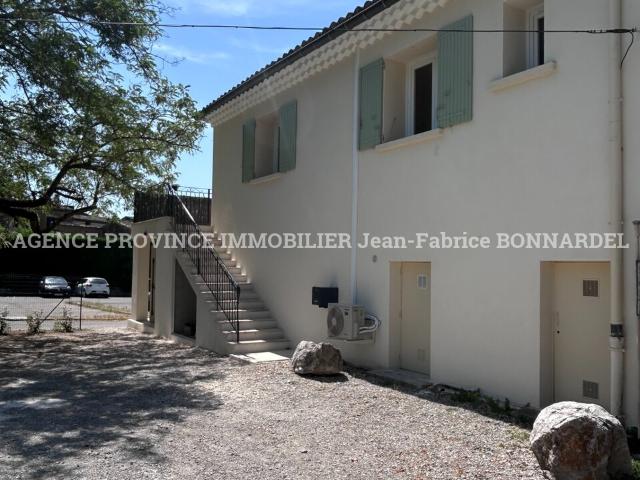 Grillon Location Appartement 84