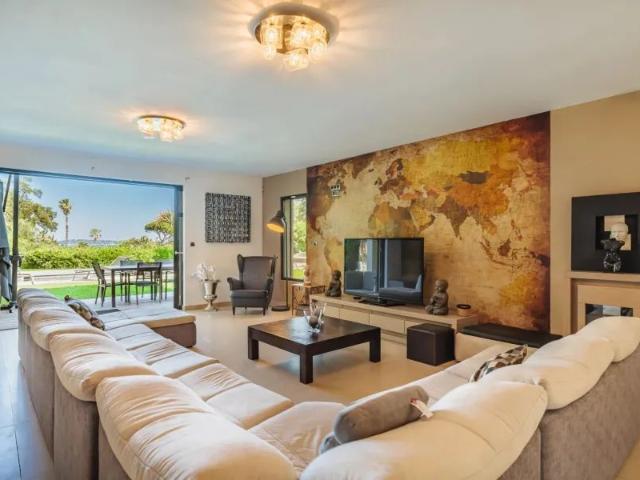 Grimaud Beauvallon Villa contemporaine