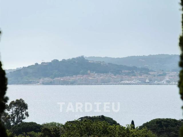 Grimaud Propriété d'exception 462m² Grimaud