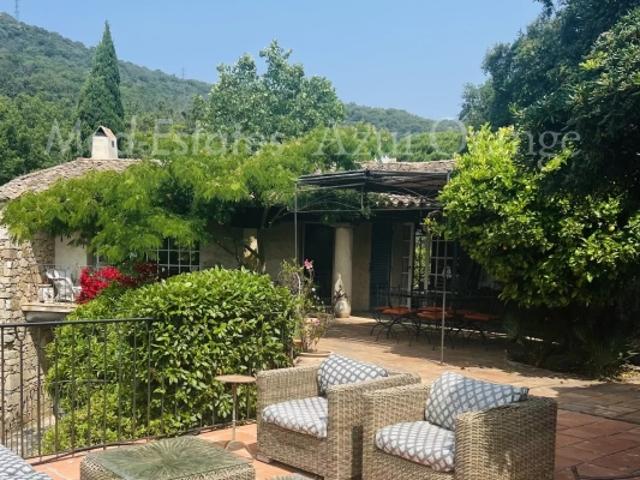 Grimaud | Villa provençale avec piscine au cœur d'un jardin paysager