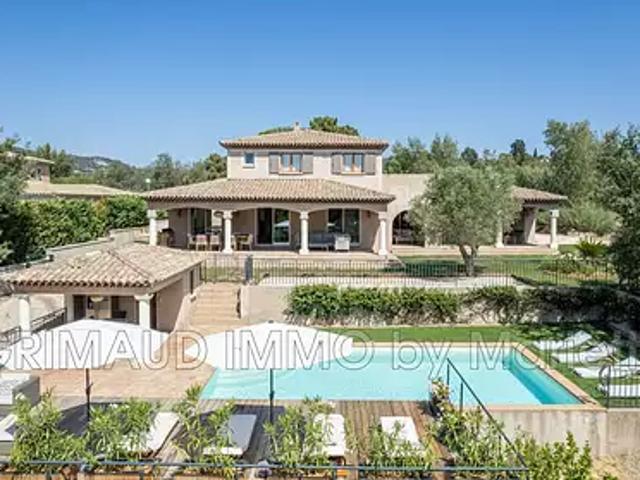 Grimaud 83310 Achat / Vente maison 5 pièces t5 piscine parking