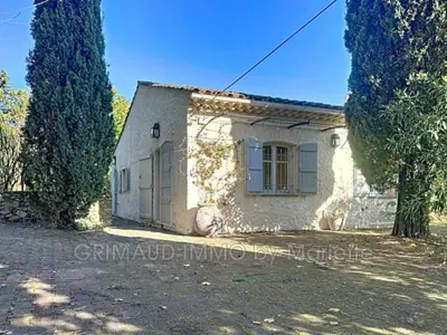 Grimaud 83310 Achat / Vente maison 3 pièces t3 piscine parking