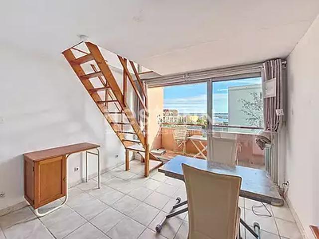 Gruissan 11430 Achat / Vente appartement 1 pièce t1 au dernier étage