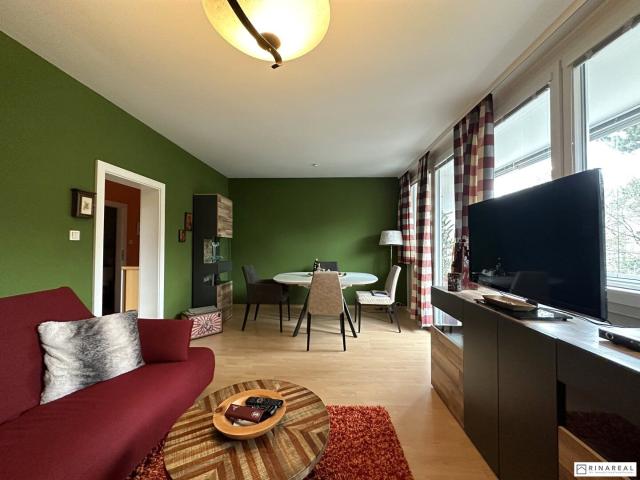 Grünblick & Ruhelage | Großzügige 3 Zimmer Wohnung mit Loggia | inkl. PKW Stellplatz | Vollmöbliert | Waldwiese, Bad Vöslau